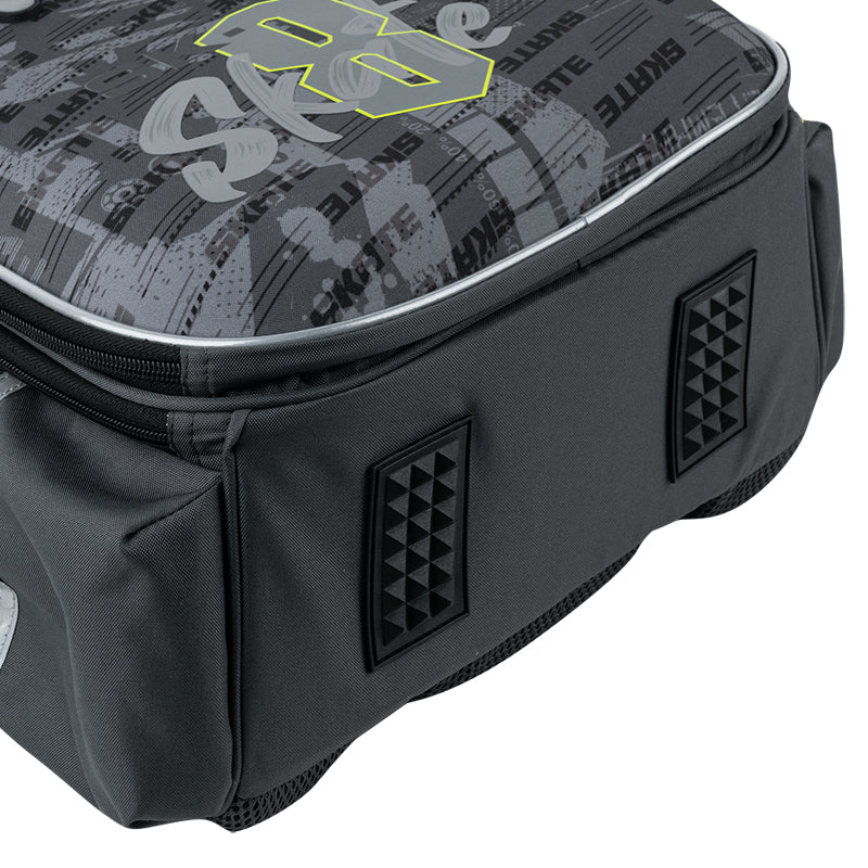 School backpack semi hard-shaped GoPack Education Skate GO25-165M-8